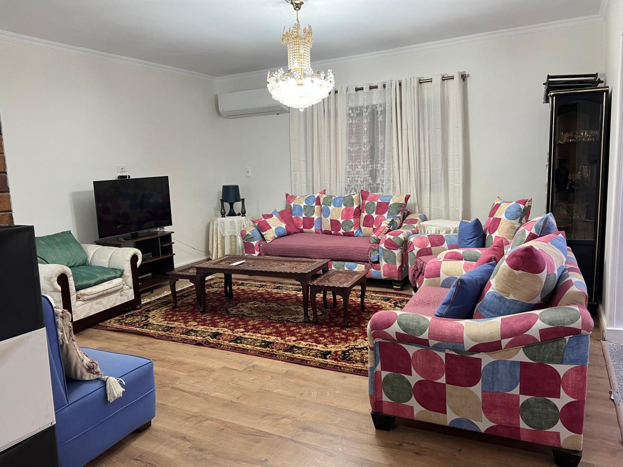 Close To Stars Centrally Located Apartment