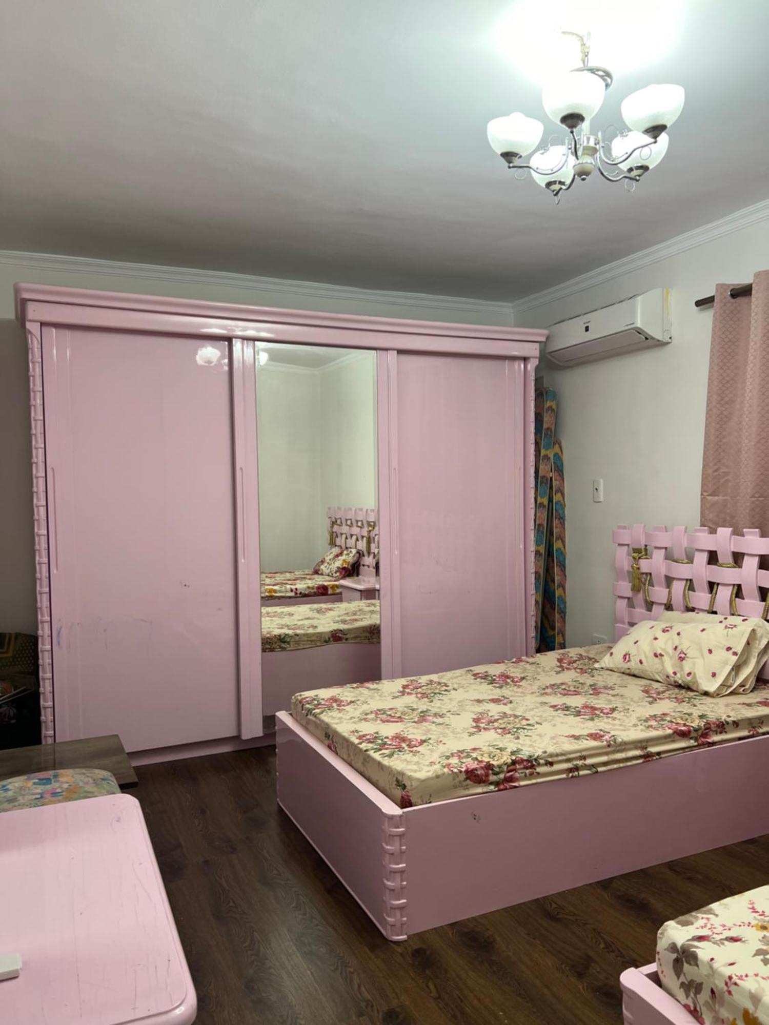 Close To Stars Centrally Located Apartment