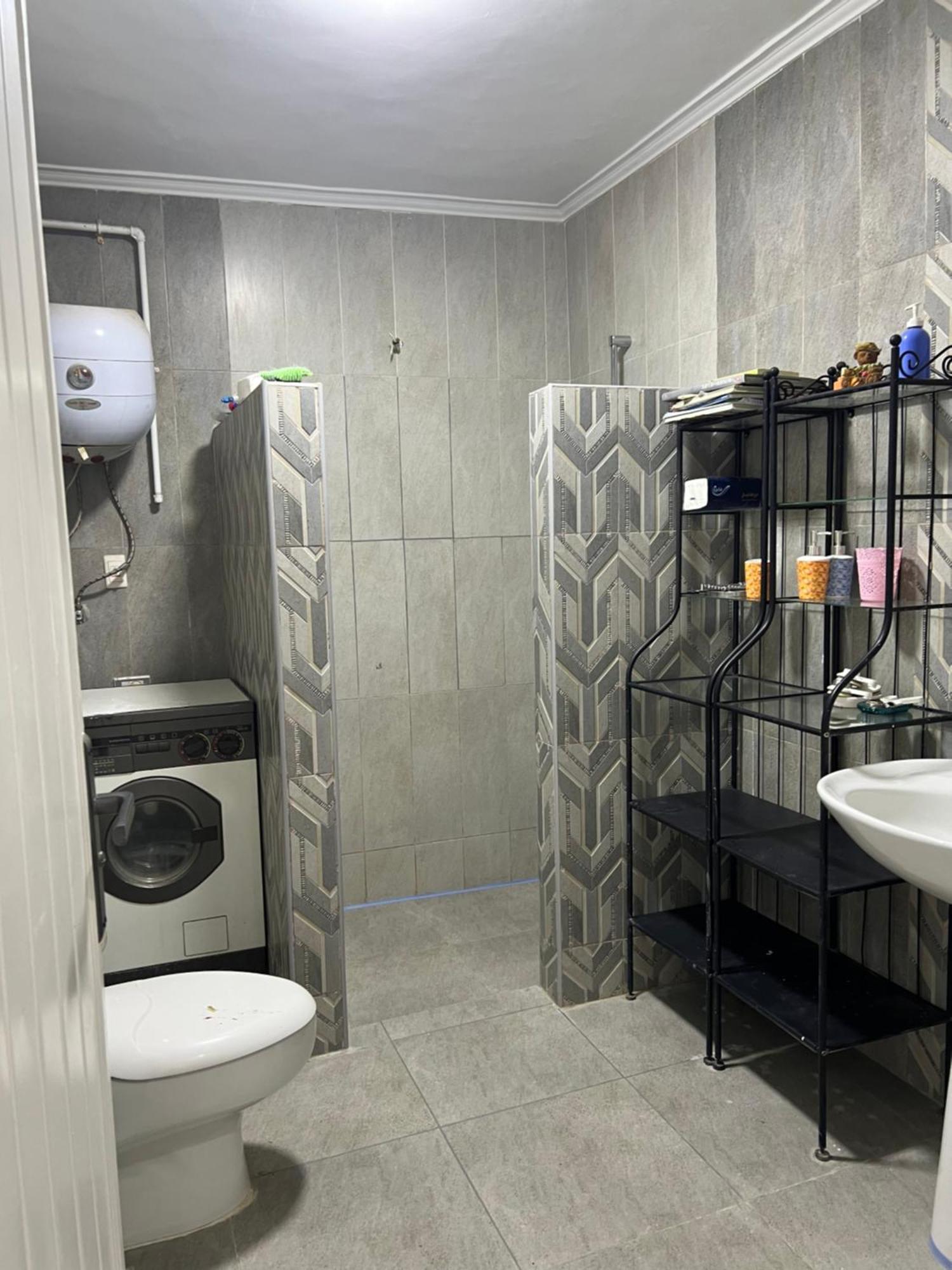 Close To Stars Centrally Located Apartment *