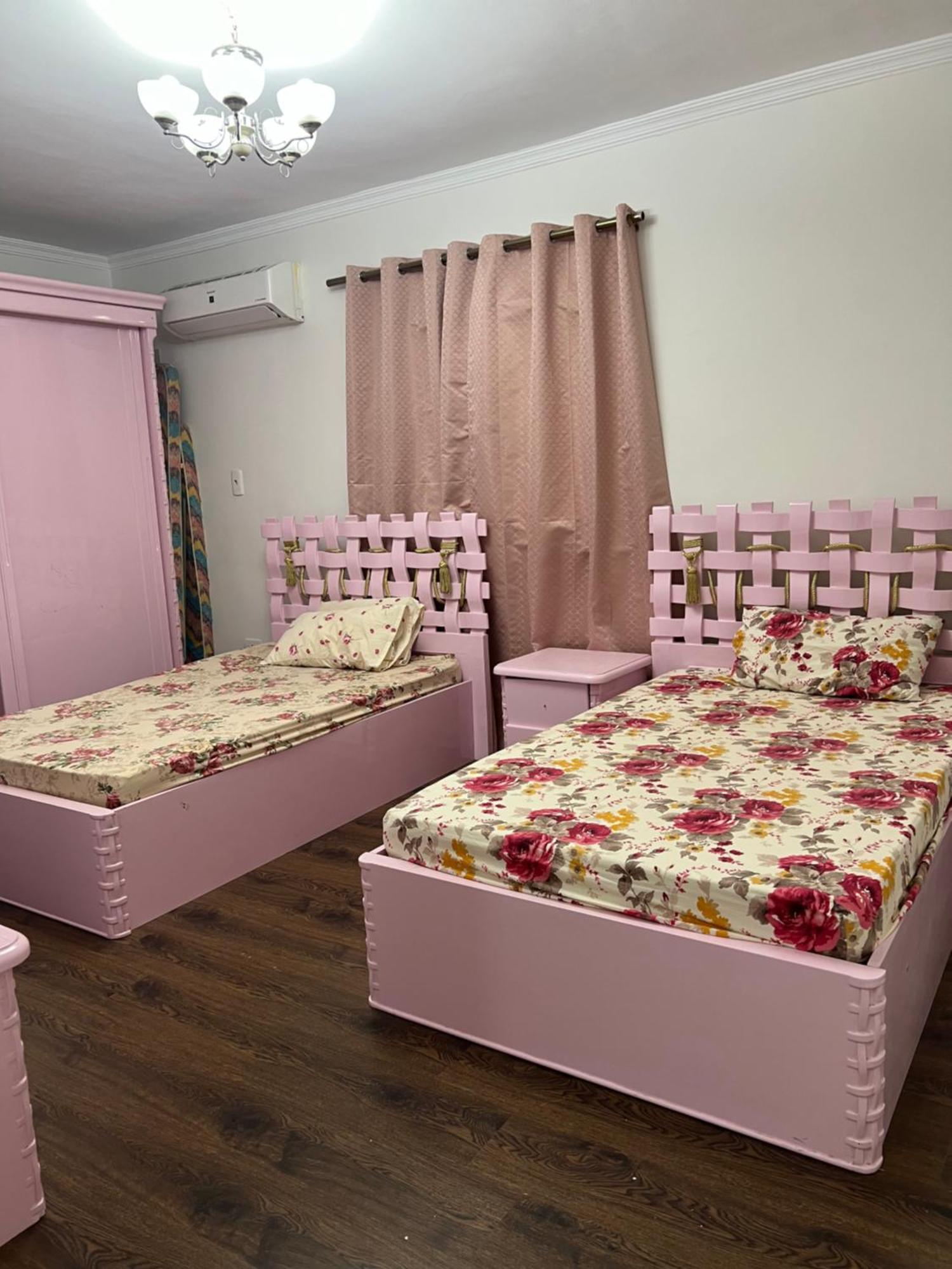 Close To Stars Centrally Located Apartment Cairo